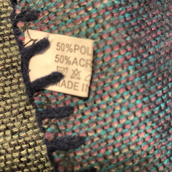 Multi colored cape - Picture 4 of 6